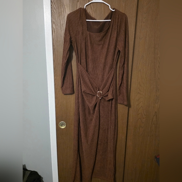 SHEIN Dresses & Skirts - SHEIN Brown Long Sleeve Dress with Belt Detail